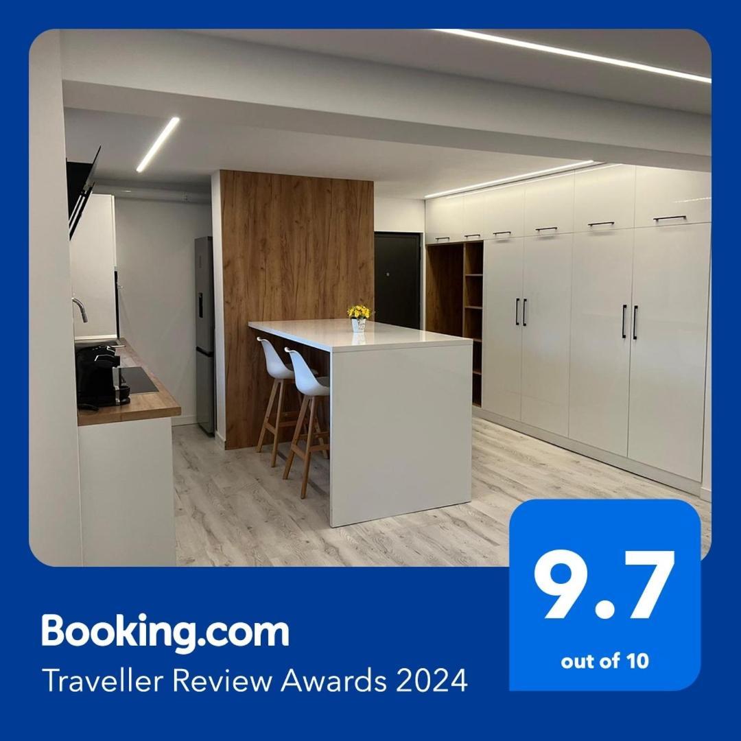 Modern Premium Apartment 1 Τιργκόβιστε Εξωτερικό φωτογραφία