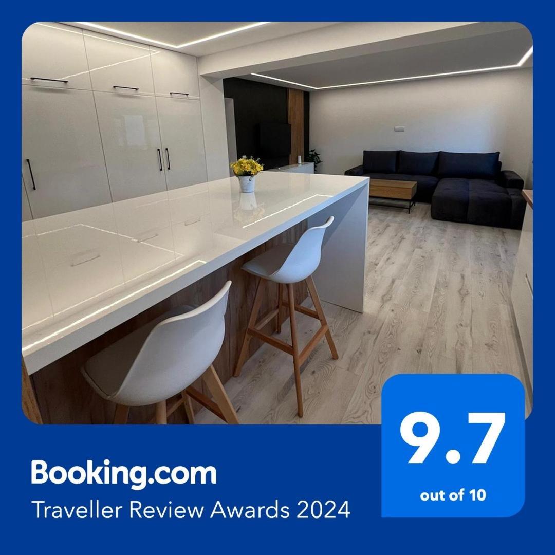 Modern Premium Apartment 1 Τιργκόβιστε Εξωτερικό φωτογραφία
